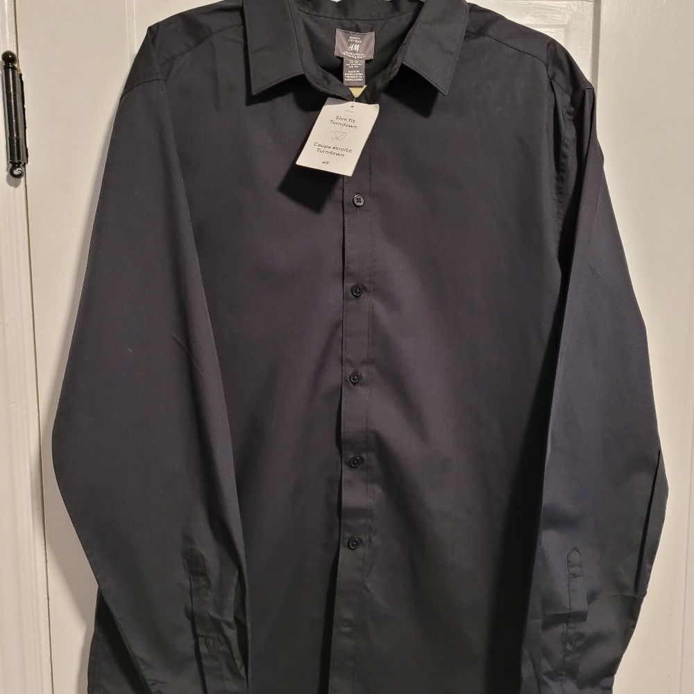 H&M Slim Fit Turndown size XL